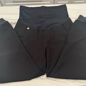 COPY - Figs black maternity Zamora joggers small